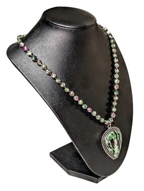 Handmade Ruby Zoisite Stone Pendant And Beads Necklace - Women Jewelry